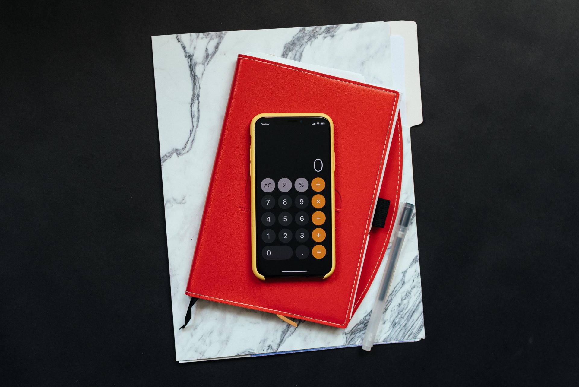 Image of calculator representing the valuation of a professional practice at the time of divorce