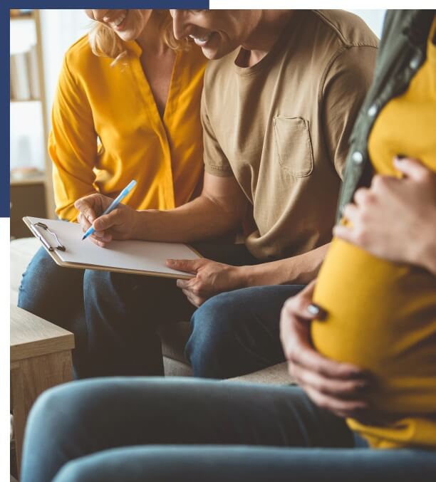 Family surrogacy image